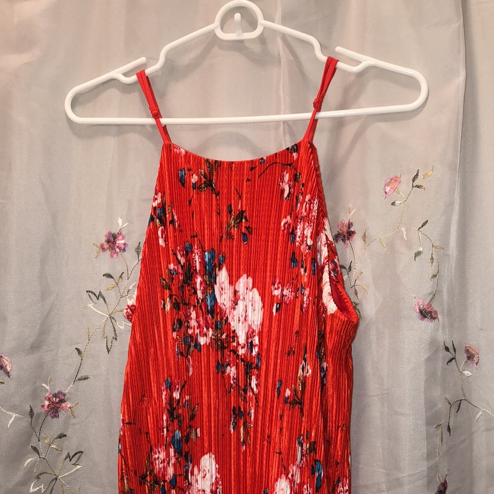 Collective Concepts Pleated Dress - Picture 5 of 16